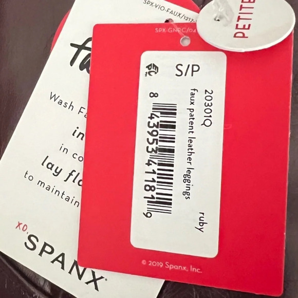 SPANX SPANXshape Faux Patent Leather Vegan
Leggings Ruby Red Petite SMALL - Picture 4 of 14
